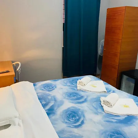 A&c Much Ii Vendégház